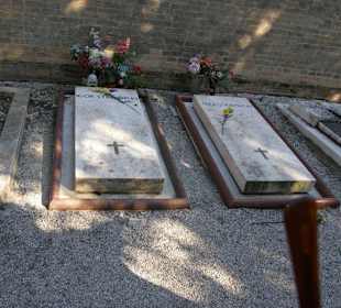 Могила И. Стравинского