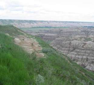 Typische Badlands-Landschaft am Dino-Trail