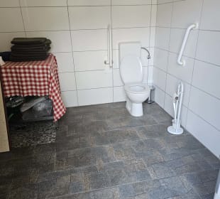 Behinderten-WC