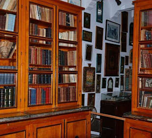 Wnętrza muzeum - bliblioteka