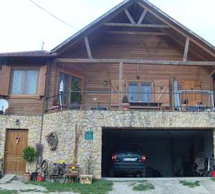 Das Haupthaus mit 2 Ferienwohnungen