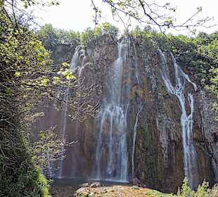 Großer Wasserfall