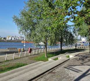 Eindrücke vom Rundgang durch die HafenCity