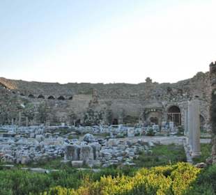 Amphitheater Side