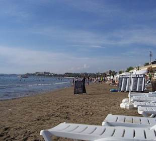 Strand nahe Hotel & Club Sunberk