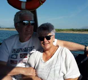 Zufriedene Gesichter mit neuer Brille