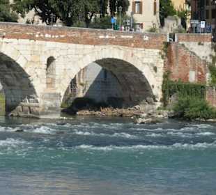 Ponte Pietra