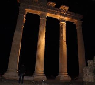 Reste des Apollo-Tempels am Hafen