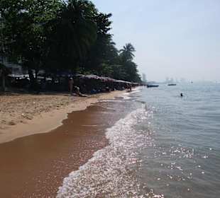 Strand von Jomtien. ca 30 min Fußweg vom Hotel