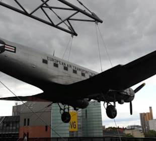 Der Ronsinenbomber aus der Nähe