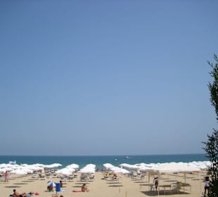 Blick aus der Mexo Bar auf den Strand