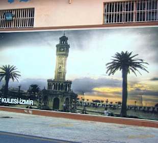 4Tag Izmir Zurück vom Ausflug Hafenwand