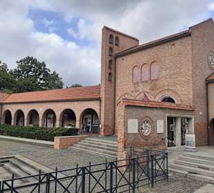 Mittelalterlicher Ruinengarten in Székesfehérvár 