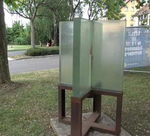 Skulptur Blutspur von Frederick D. Bunsen