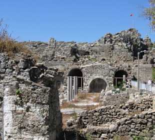 Side - Besichtigung Trümmerstadt