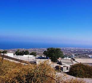 Santorin selbst im Bild Landschaft, Stadt