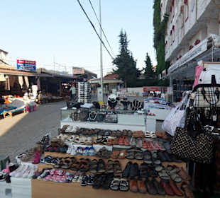Bazar vor dem Hotel Cesars Resort