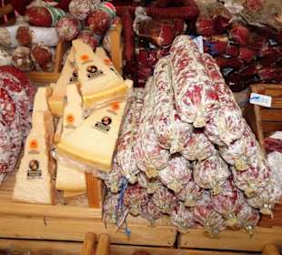 Rundgang über den Wochenmarkt von Limone