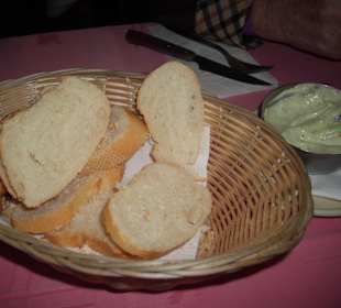 Kostenlos für jeden Gast: Brot mit Alioli