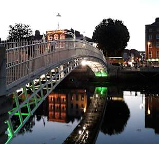 Halfpenny Bridge