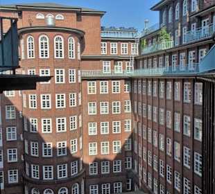 Ansichten des Chilehauses