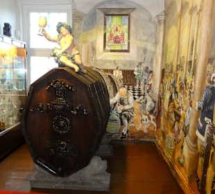 Rundgang durch die Ausstellung des Museums