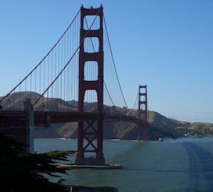 Golden Gate Bridge...