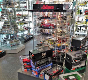 Rundgang durch das Modell Center Hünerbein