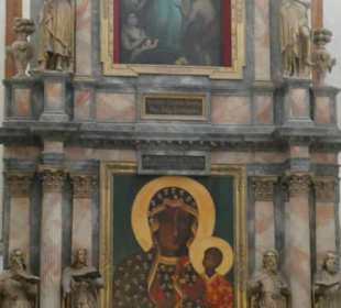 Elisabethkirche: Innenbesichtigung