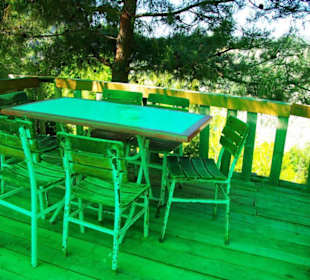 Der Staudamm selbst in voller Pracht