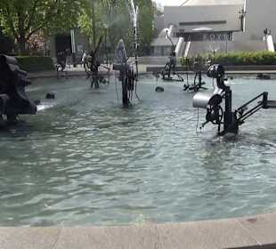 Tinguely-Brunnen