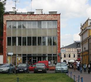 Klocek PRLu na starym miescie