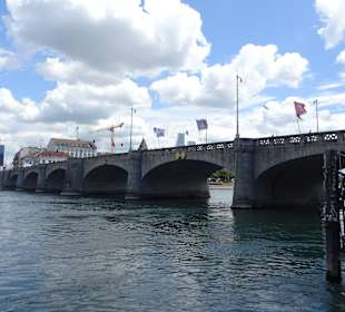 Mittlere Rheinbrücke