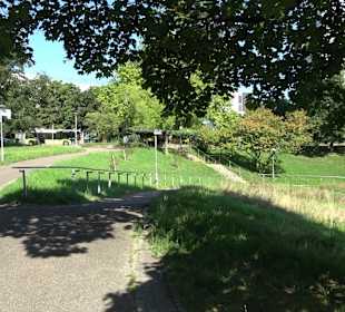 Grünanlage im Götzen