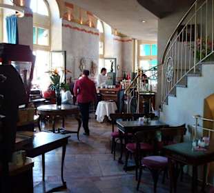 Innenraum im Erdgeschoss Café Tambosi