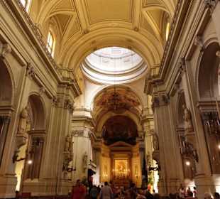 Im Innern des Doms