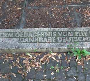 Elly-Heuss-Knapp-Brunnen