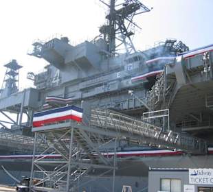 Flugzeugträger USS Midway