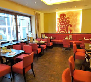 In den Gasträumen des Café ten Cate