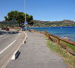 Strand du Camp Long (Tiki Strand)