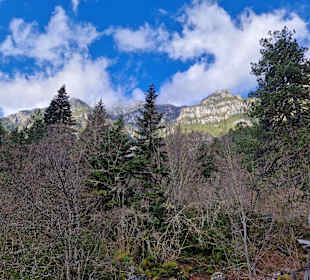 Enipeas Canyon