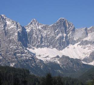 Auf dem Weg zum Latschenstüberl