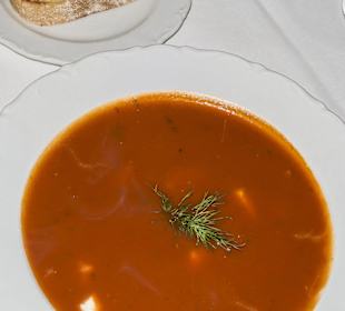 Süppchen aus der Strauchtomate 