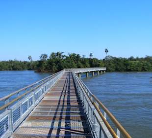 Passerella per le cascate
