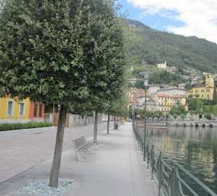 An der Uferpromenade