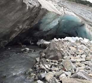 Brechendes, zurückziehendes Eis