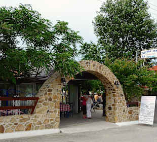 Neuer Eingangsbereich zur Taverne