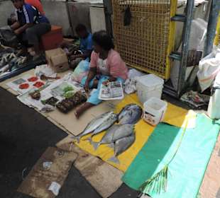 Auf dem Markt von Suva