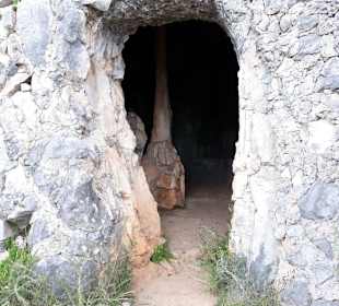 Eingang Höhle