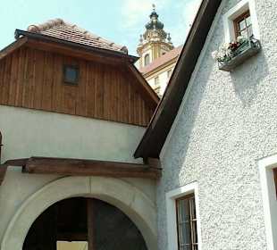 Altes Haus mit Blick auf Stift Melk
